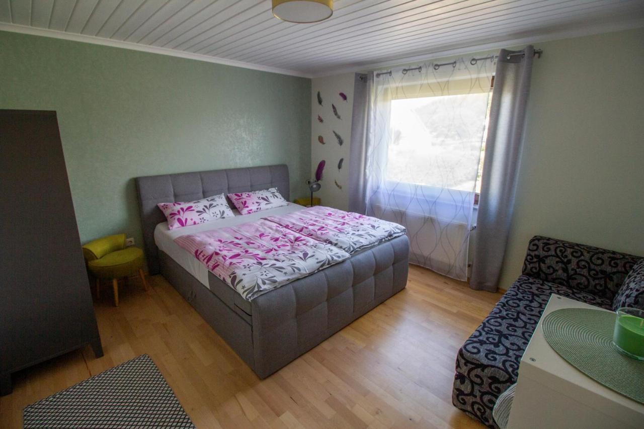Ferienwohnung Miss Sophie Mehren  Екстериор снимка