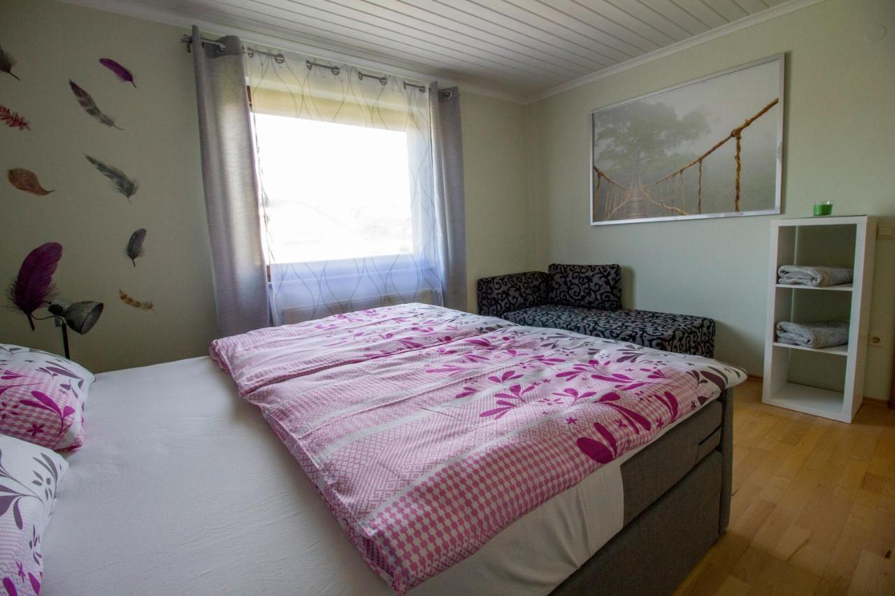 Ferienwohnung Miss Sophie Mehren  Екстериор снимка